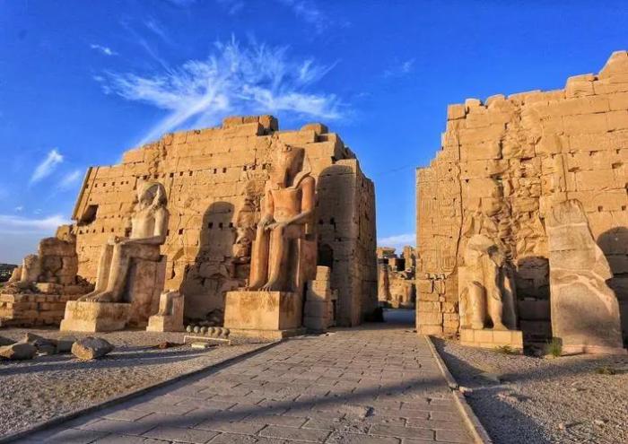 卢克索神庙