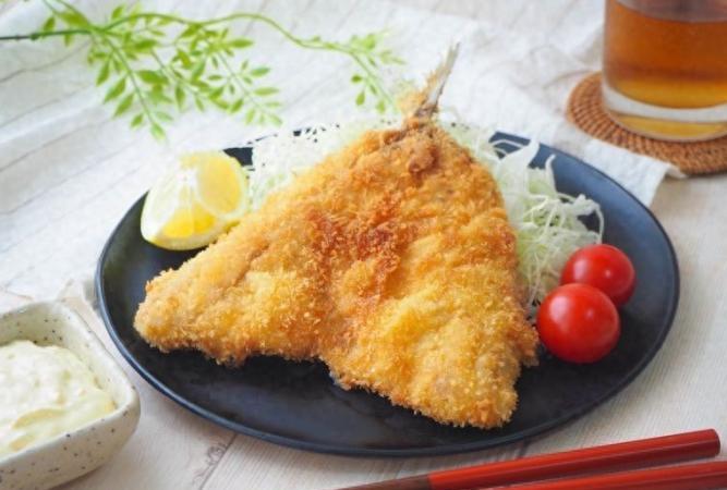 竹莢魚料理